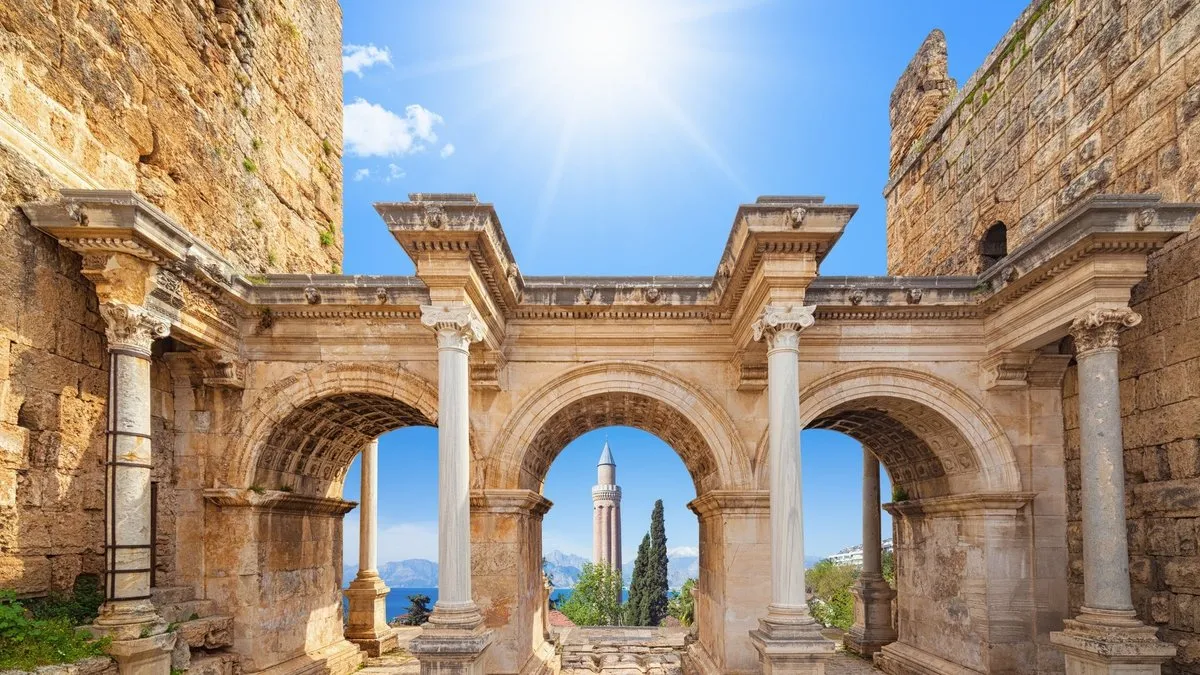 Touristic Tour and Boat Tour Opportunities in Kalekapisi and Isiklar Region
